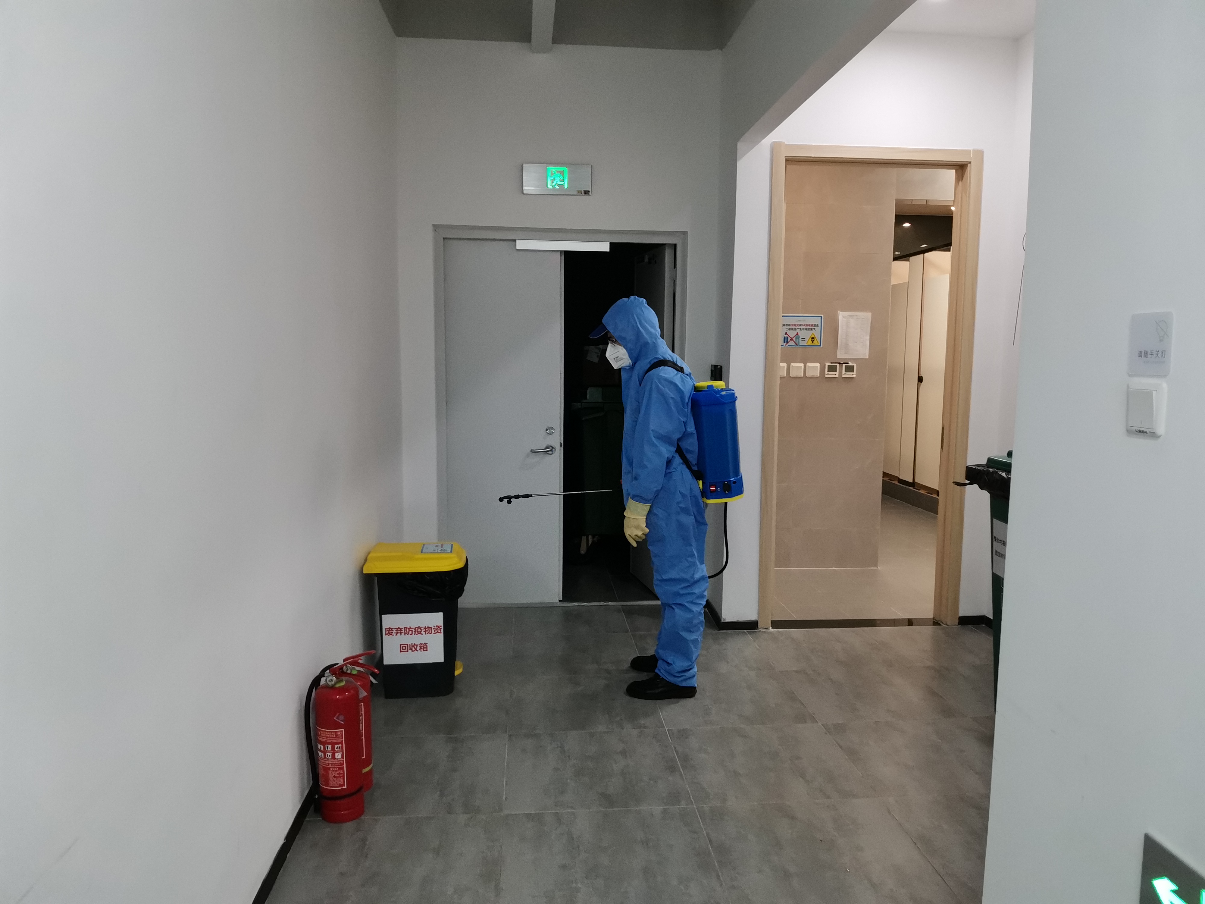 大廈室內(nèi)消毒公司的報(bào)價(jià)消殺設(shè)備有效保溫防震保證輸送噴灑效果